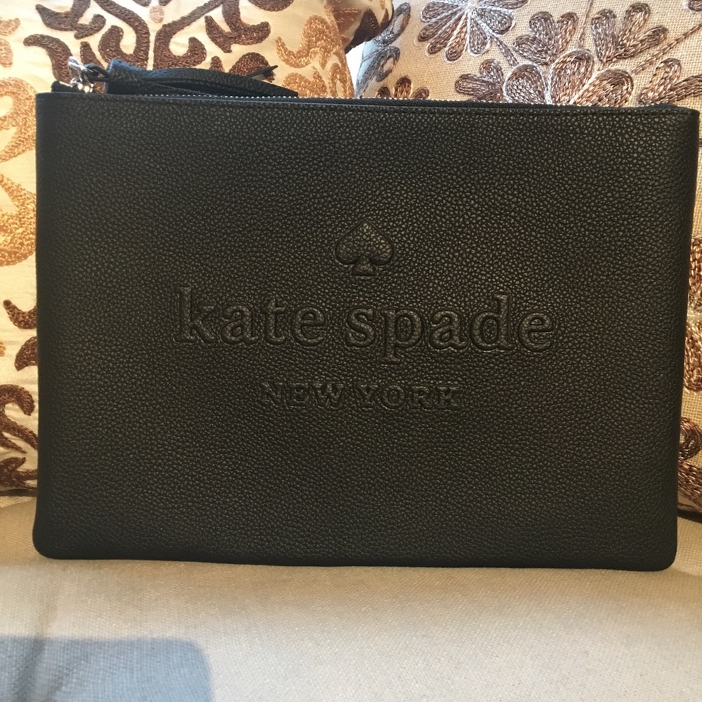 Kate Spade Larchmont Avenue Logo Gia *NWT* BLACK